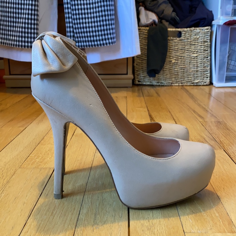 Betsey Johnson Nude Platform Pumps